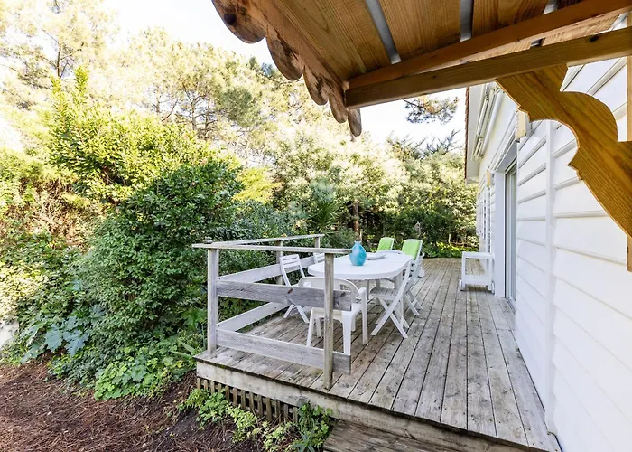 Cap Ferret - Ref 230 *